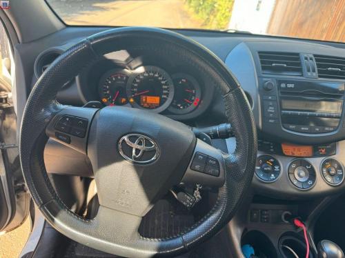 Vender TOYOTA RAV4 150 D-CAT 4WD